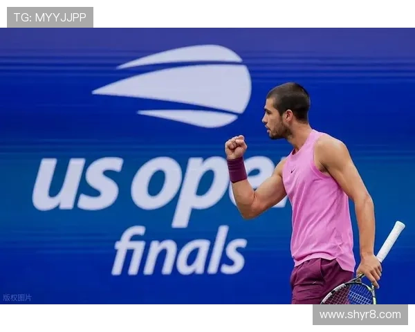 阿尔卡拉斯轻松取胜晋级澳网16强